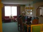 Living room/dining room
